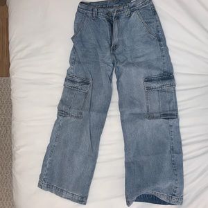 Brandy Melville Wide Leg High Waisted Cargo Jeans